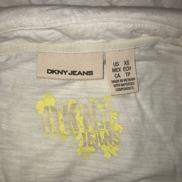 #023-DKNY Vintage White Hole Cutout Short Sleeve - Picture 6 of 6